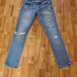 American Eagle Size 6 Distressed Jeans